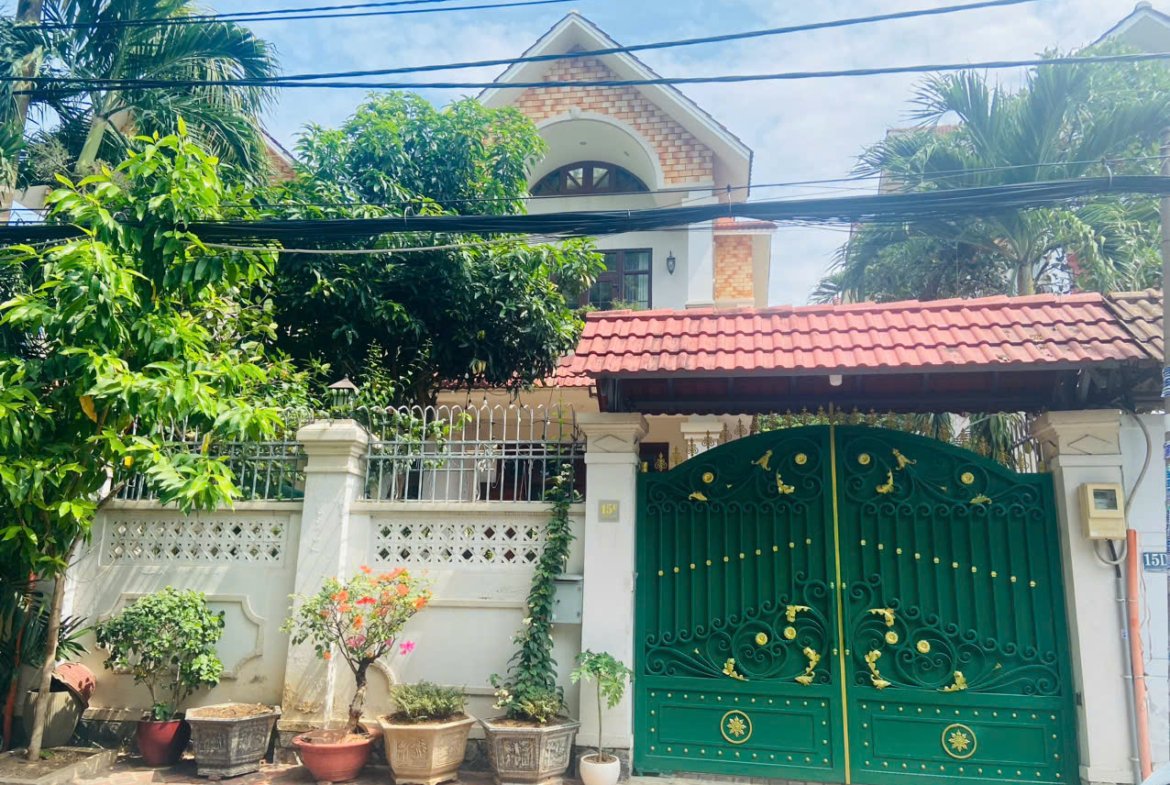 bán biệt thự 15c Ngô Quang Huy phường Thảo Điền